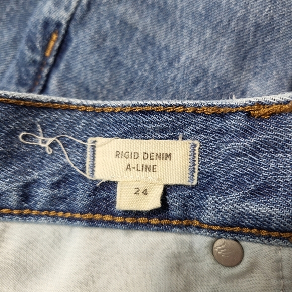 Madewell Skirt Rigid Denim A-line Medium Wash Denim Mini Length Raw Hem Size 24 - Picture 5 of 8